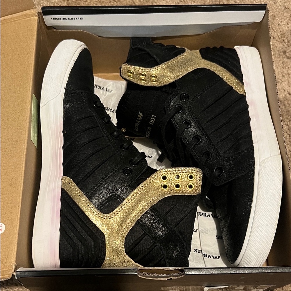 Supra Skytop Evo Black with Gold Accents Sneakers - Picture 5 of 6